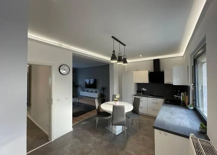 Casa vacanze Schoenes Reihenhaus Mit Garten